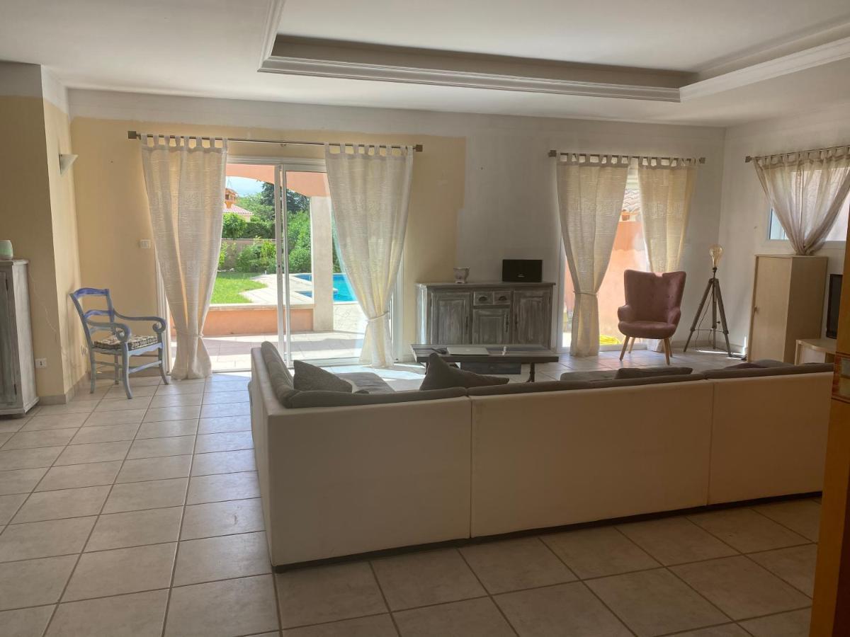 קרפנטרה Villa Et Maisonnette Provencales מראה חיצוני תמונה