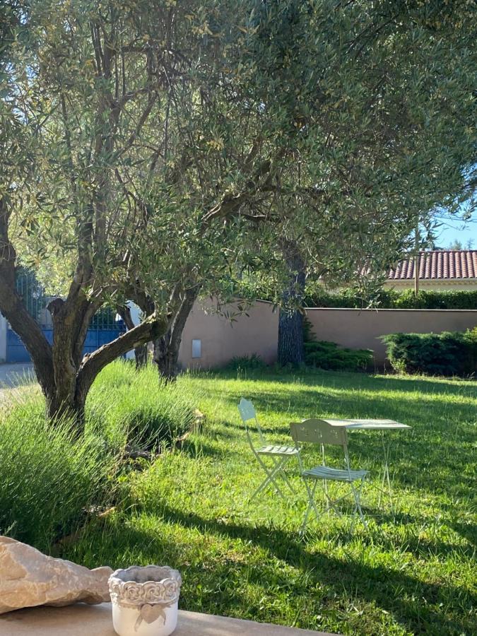 קרפנטרה Villa Et Maisonnette Provencales מראה חיצוני תמונה